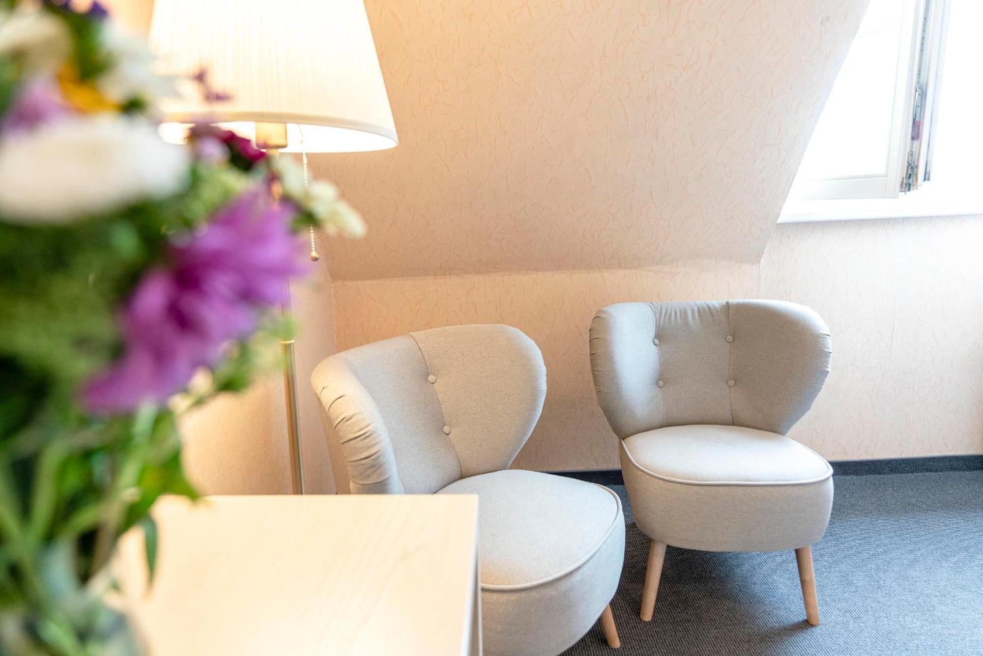 Hotel-Pension Am Siegestor Munchen Bagian luar foto